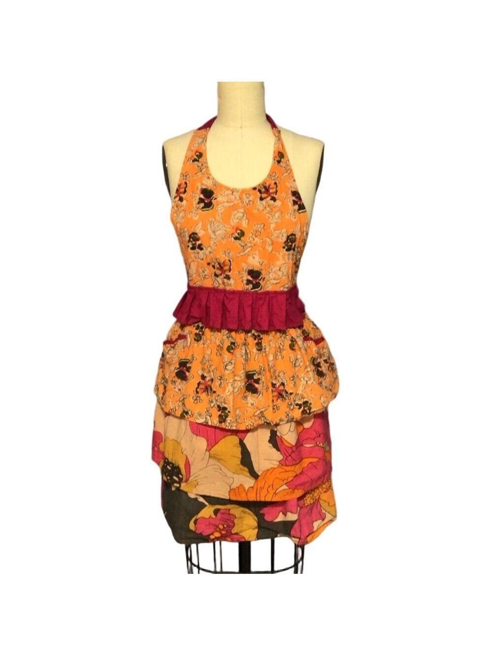 Sur La Table Bright Floral Apron with Pockets Pink Orange Black